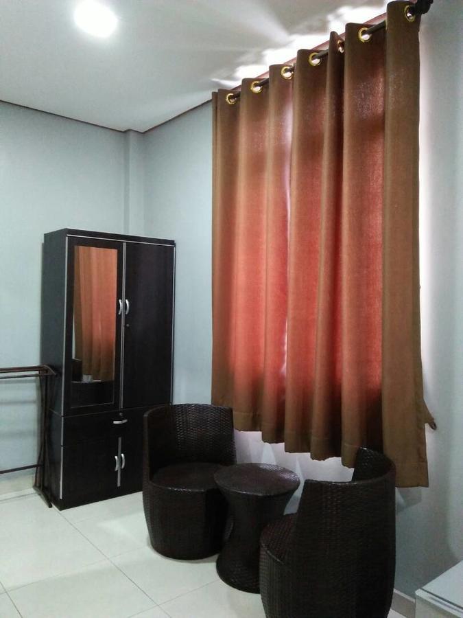 D Lima Beach Inn Pantai Cenang  Exteriör bild
